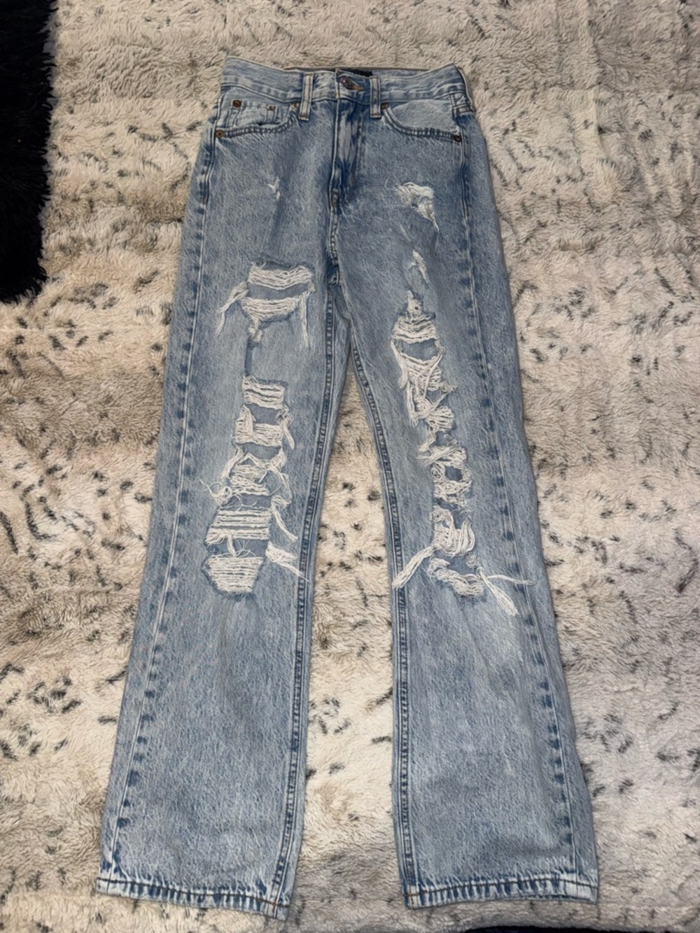 Aeropostale Ripped 90s baggy high rise jeans